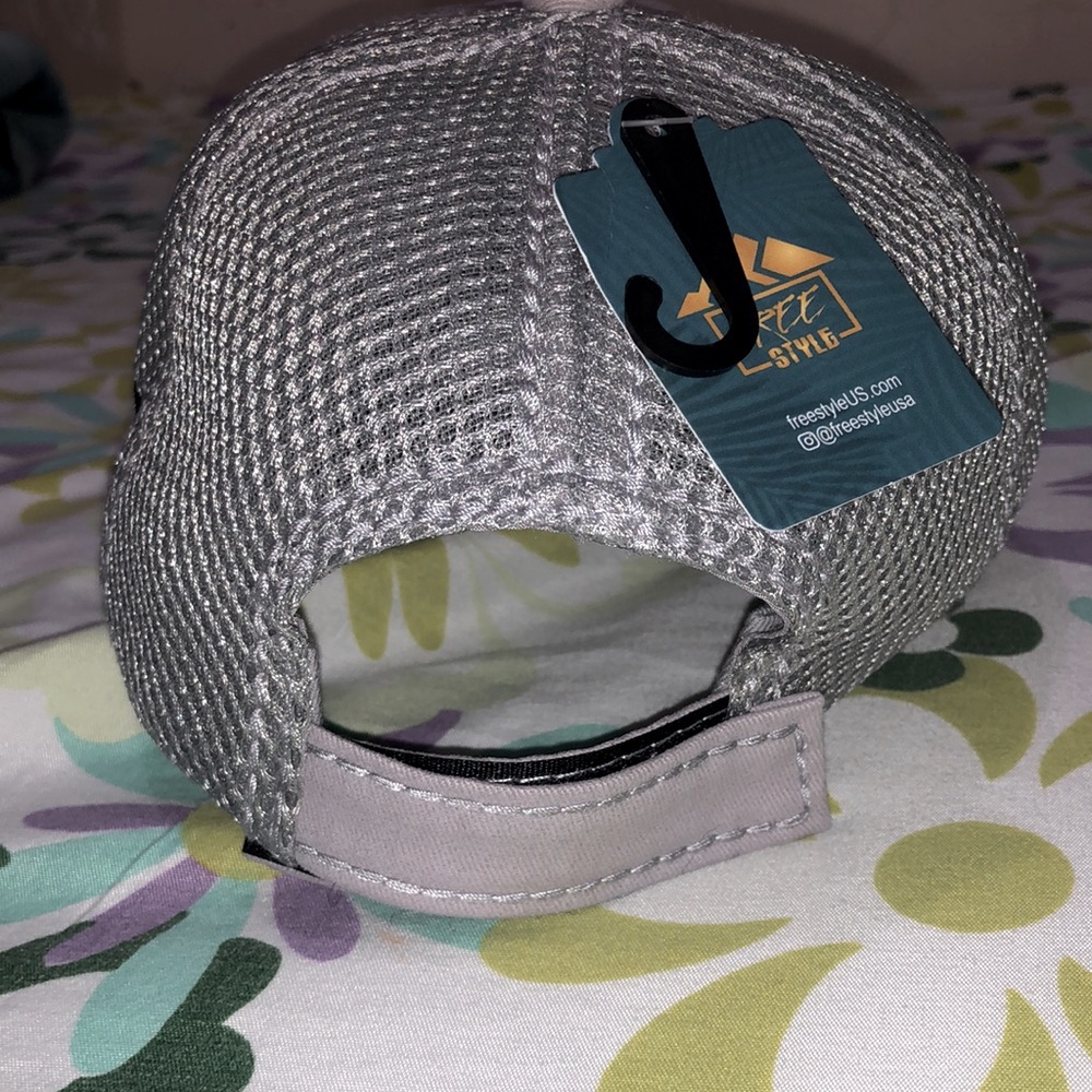 Gray Cap/Hat- Os - image 5